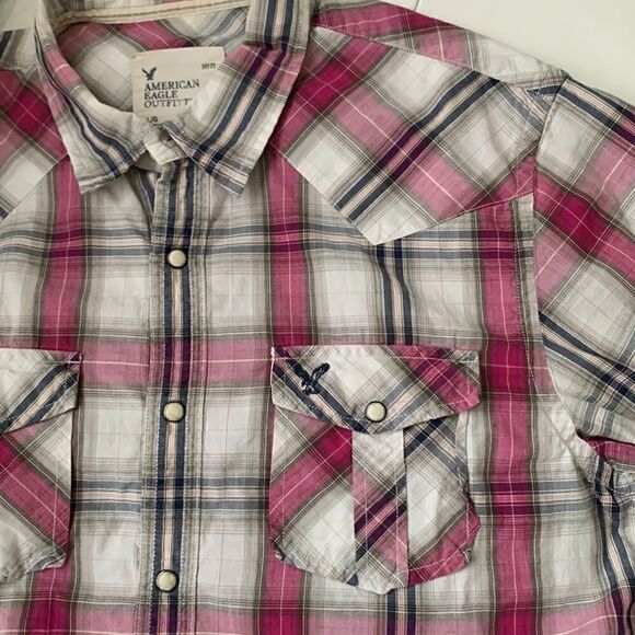 VINTAGE FIT AMERICAN EAGLE Outfitters Woman’s Shirt Size L - Picture 7 of 7